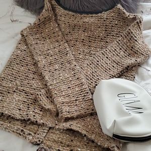 Cute zipper back knit sweater